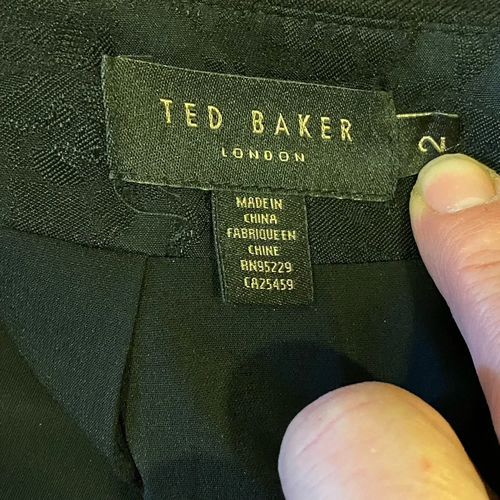 Ted Baker Black Midi Skirt with Multicolor Floral Embroidery - Picture 4 of 4